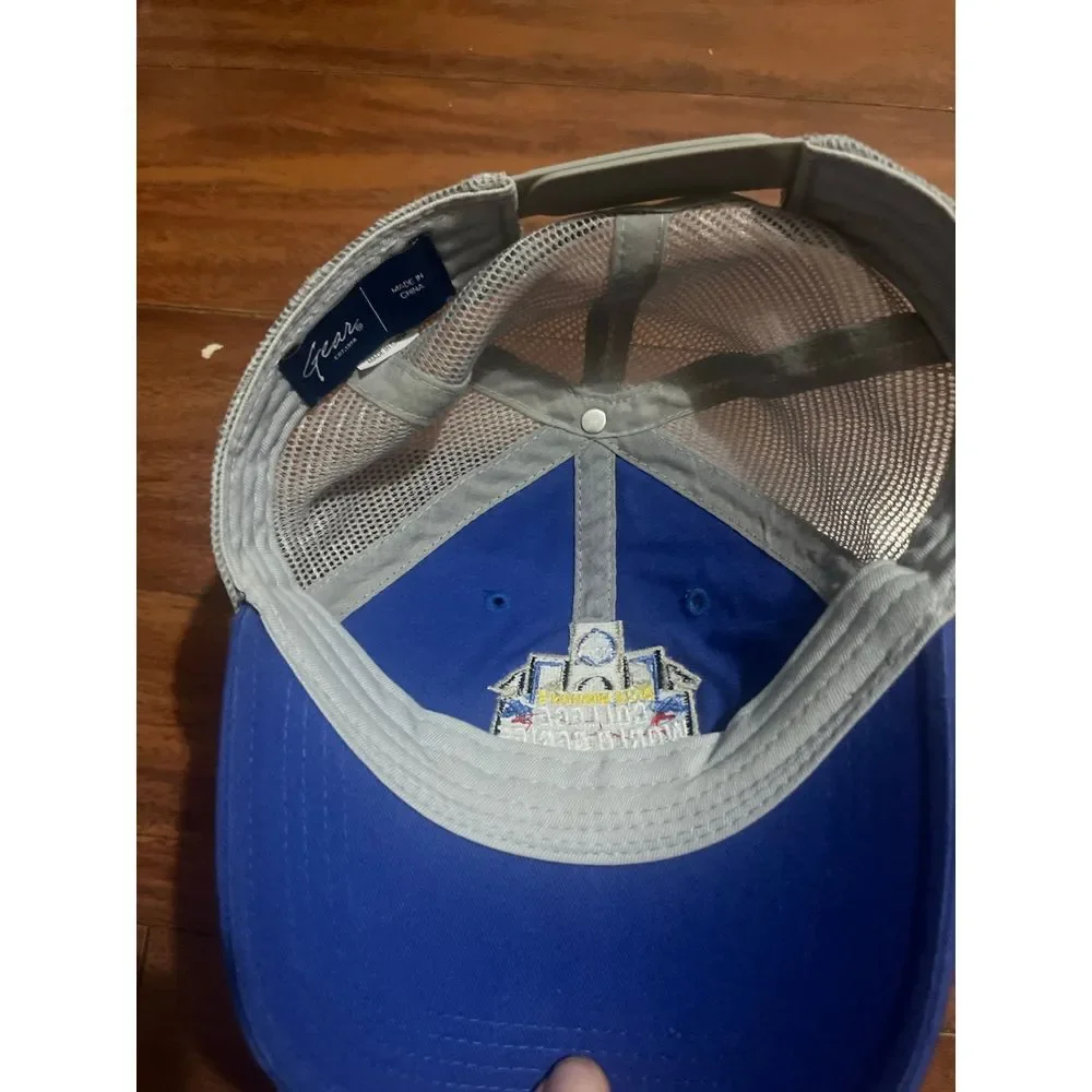 2019 women's college World Series softball hat‎